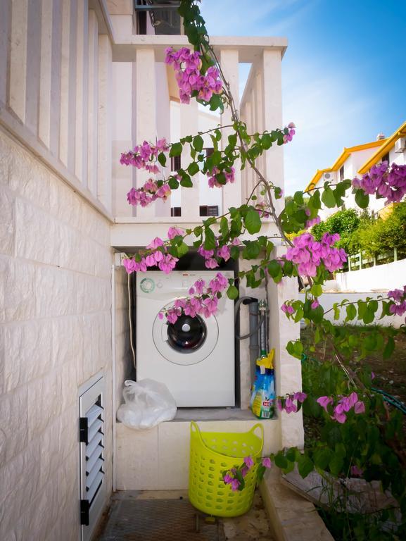Take It Easy Apartments สลาทิเน ภายนอก รูปภาพ